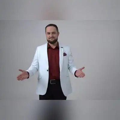 祁薇